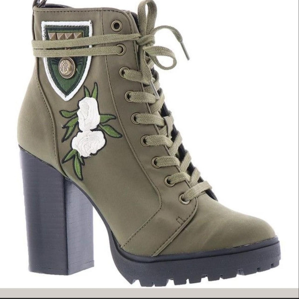 Steve Madden Khaki Embroidered Heeled Boots